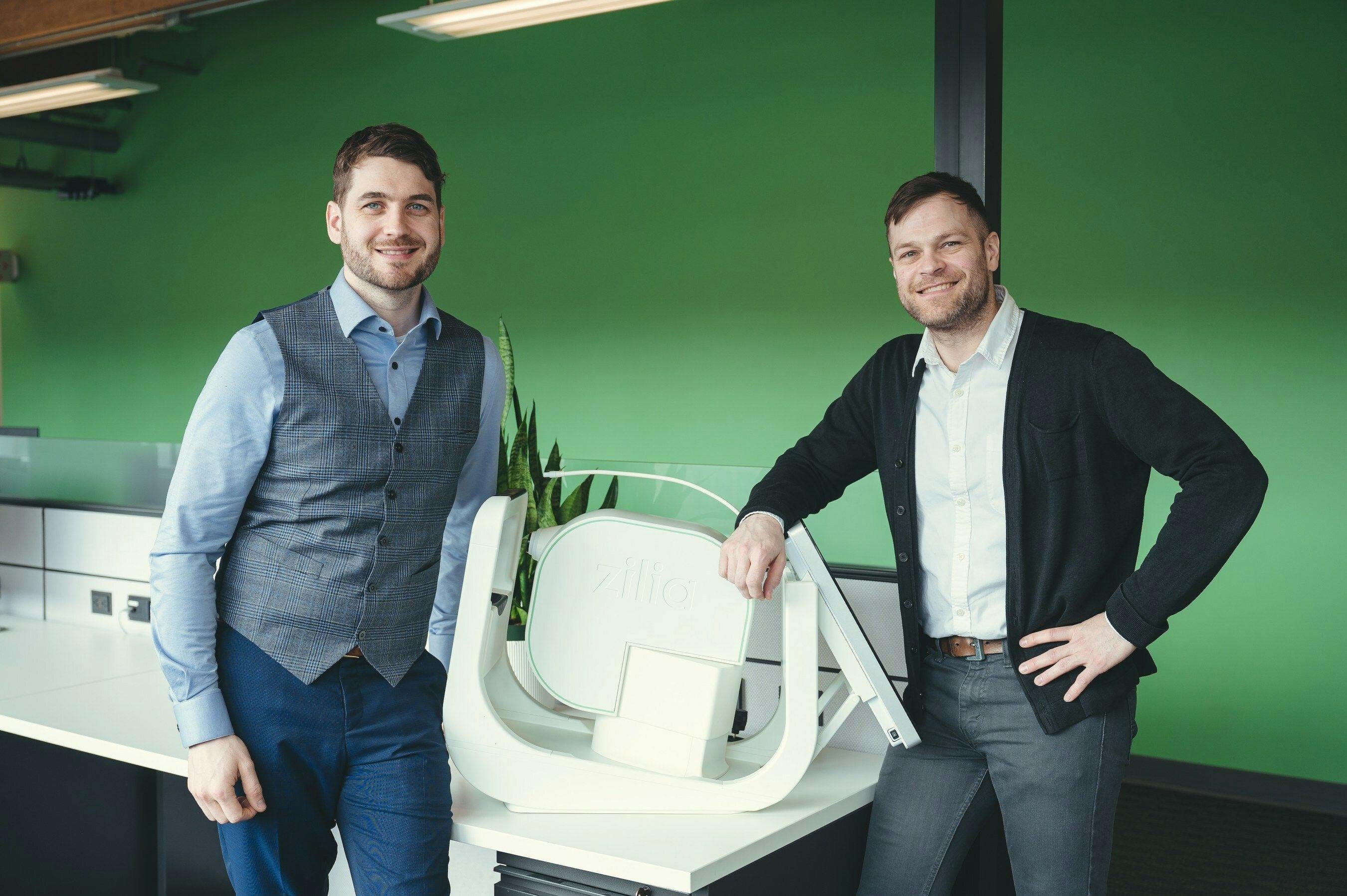 Co-founders Patrick Sauvageau, CEO, and Dominic Sauvageau, CTO with the Zilia Ocular FC. (Image courtesy of CNW Group/Zilia)